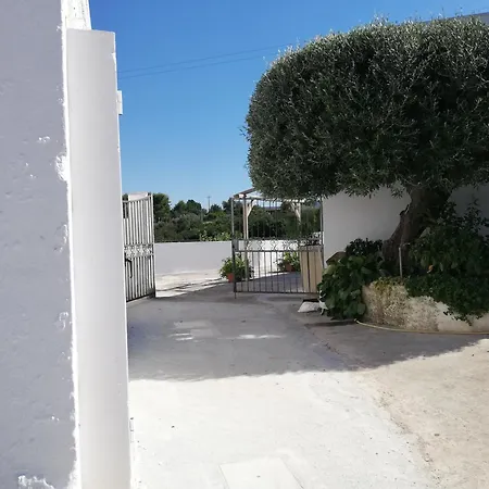Holiday Home Trullo Antico Ostuni Room photo